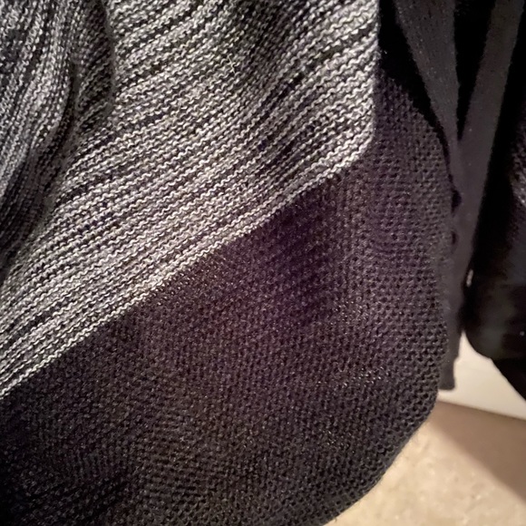 Calvin Klein cape - Picture 2 of 3